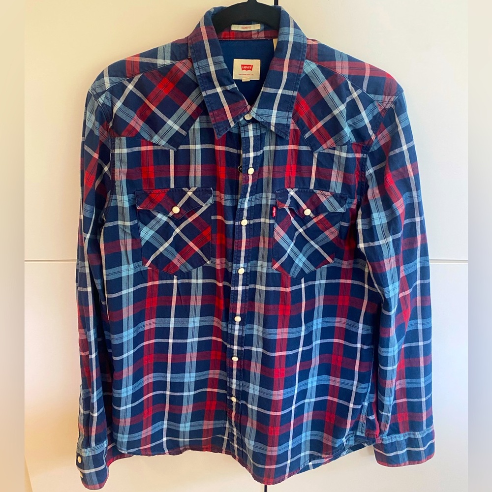 Levi’s Men’s shirt